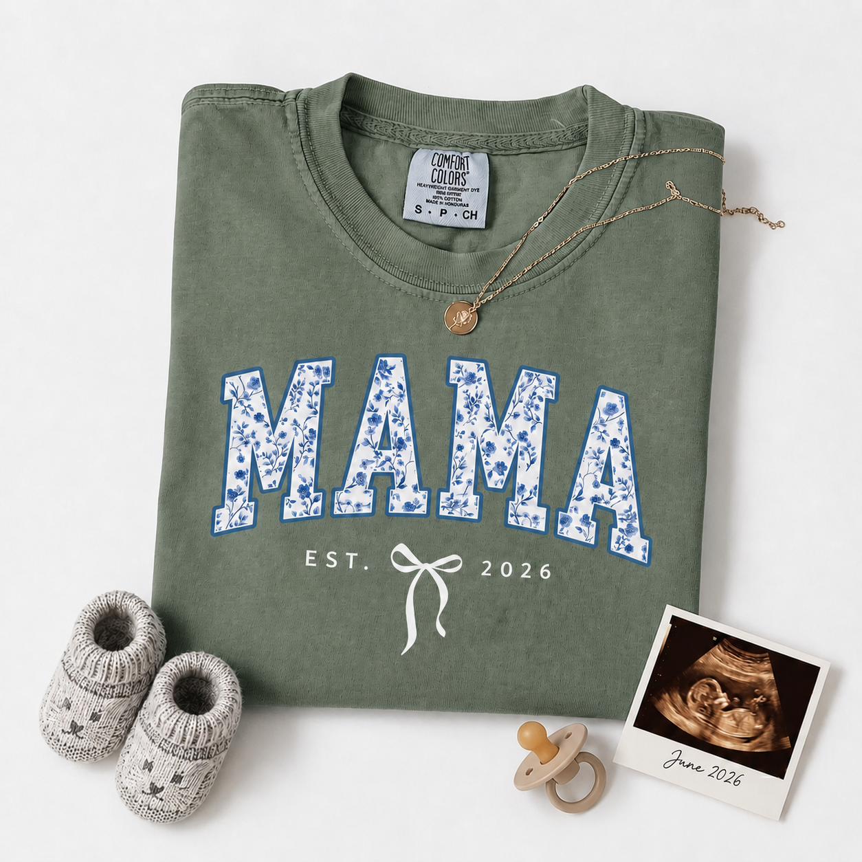 New Mom Est 2026 CC17 T-Shirt