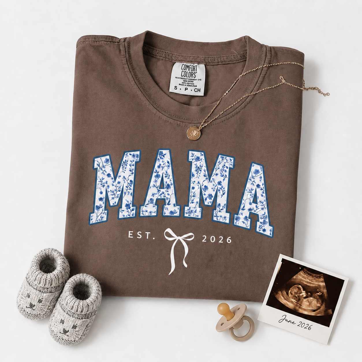 New Mom Est 2026 CC17 T-Shirt
